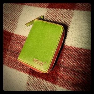 EUC Matt & Nat Green and Fuchsia Zip Wallet